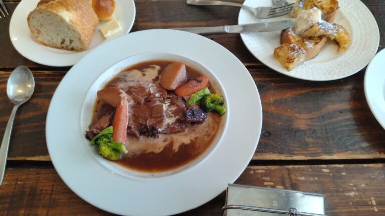 【山の家 Panis（パーニス）】雪遊びの後は心も体も温まるランチタイム