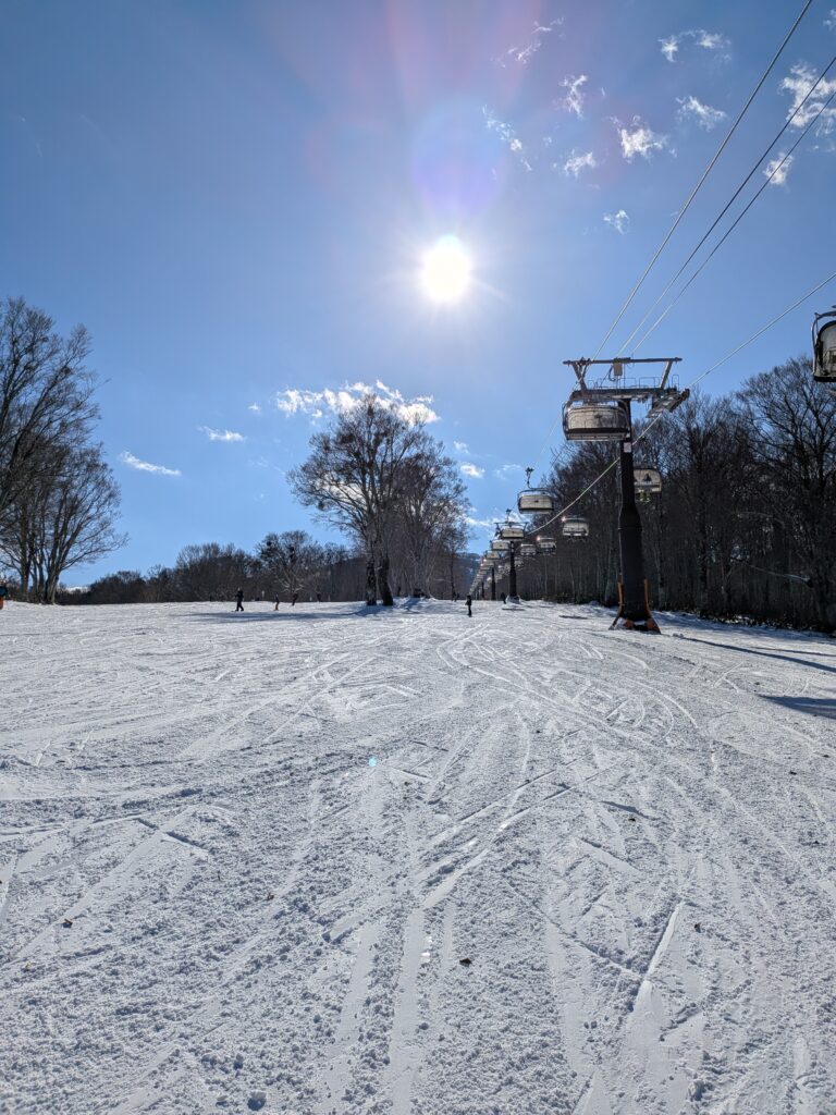 上の平ゲレンデ 圧雪バーン