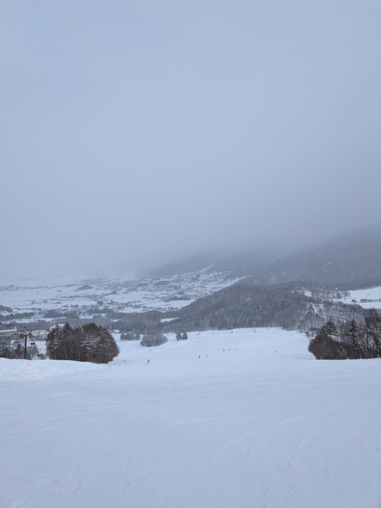 少しガスってくるスキー場