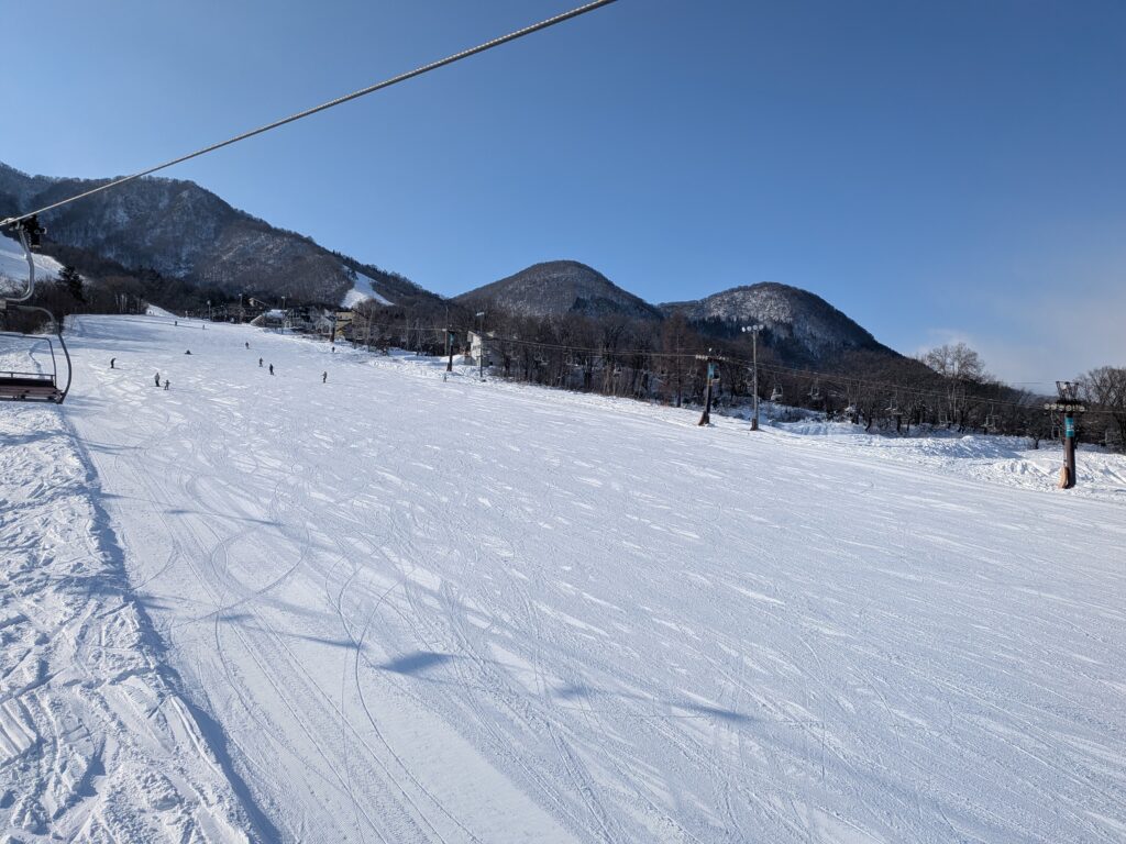 ロマンスの神様 ゲレンデ 空いている様子