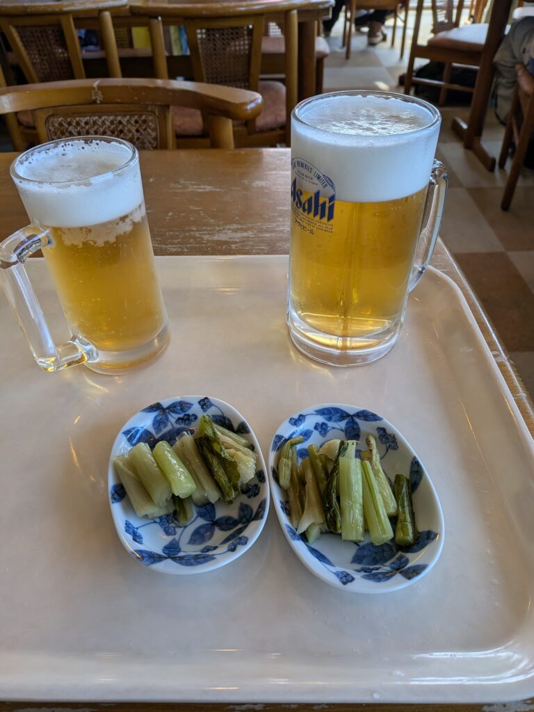 ビストロ原宿　ビールと野沢菜