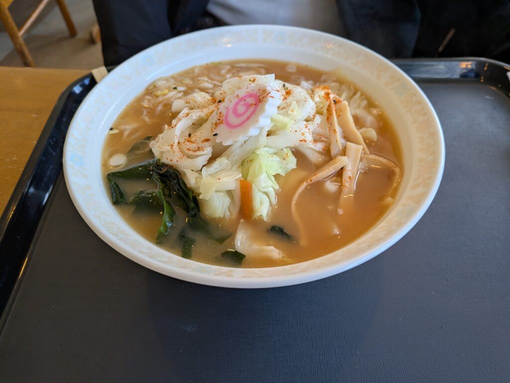 ビストロ原宿　野菜ラーメン