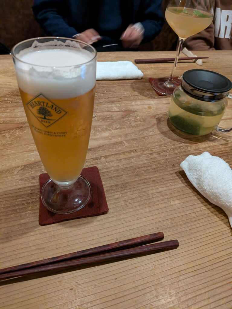 ワレもこウ　ビールで乾杯