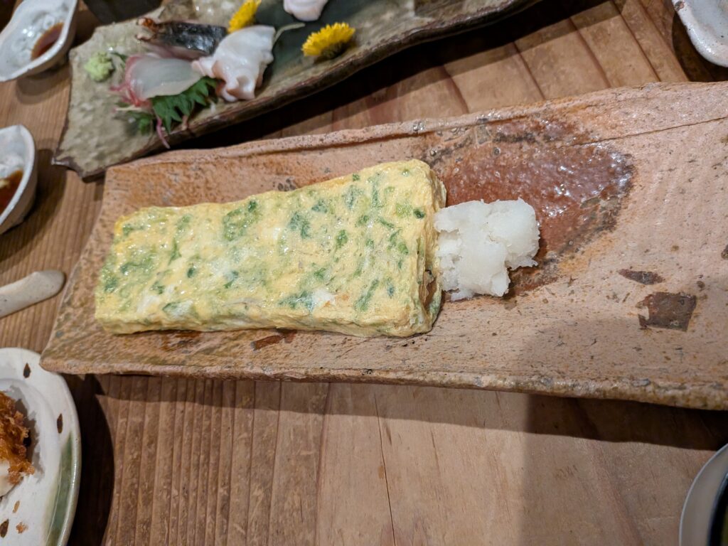 ワレもこウ　あおさの出汁巻き卵