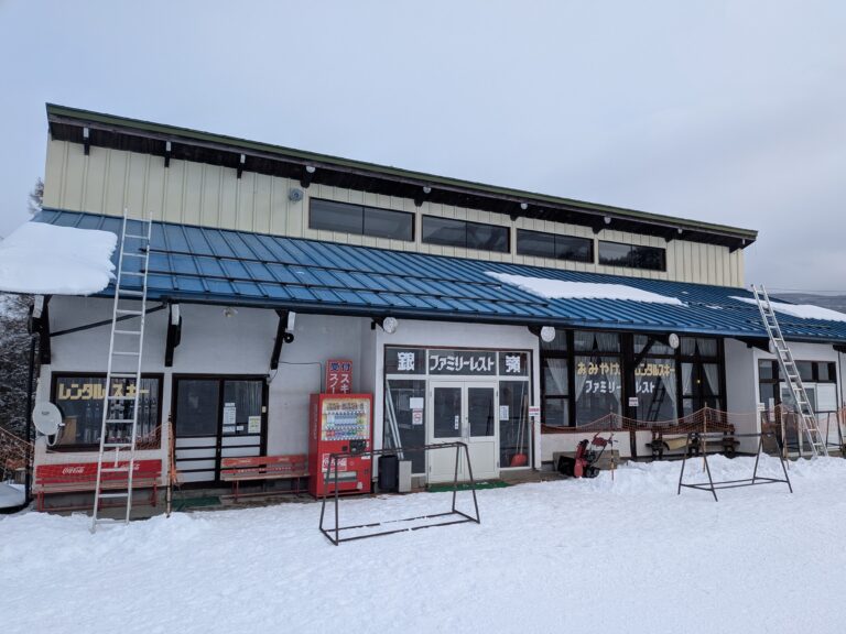 ファミリーレスト銀嶺レビュー｜木島平スキー場で空いてるゲレ食【2026年1月訪問】