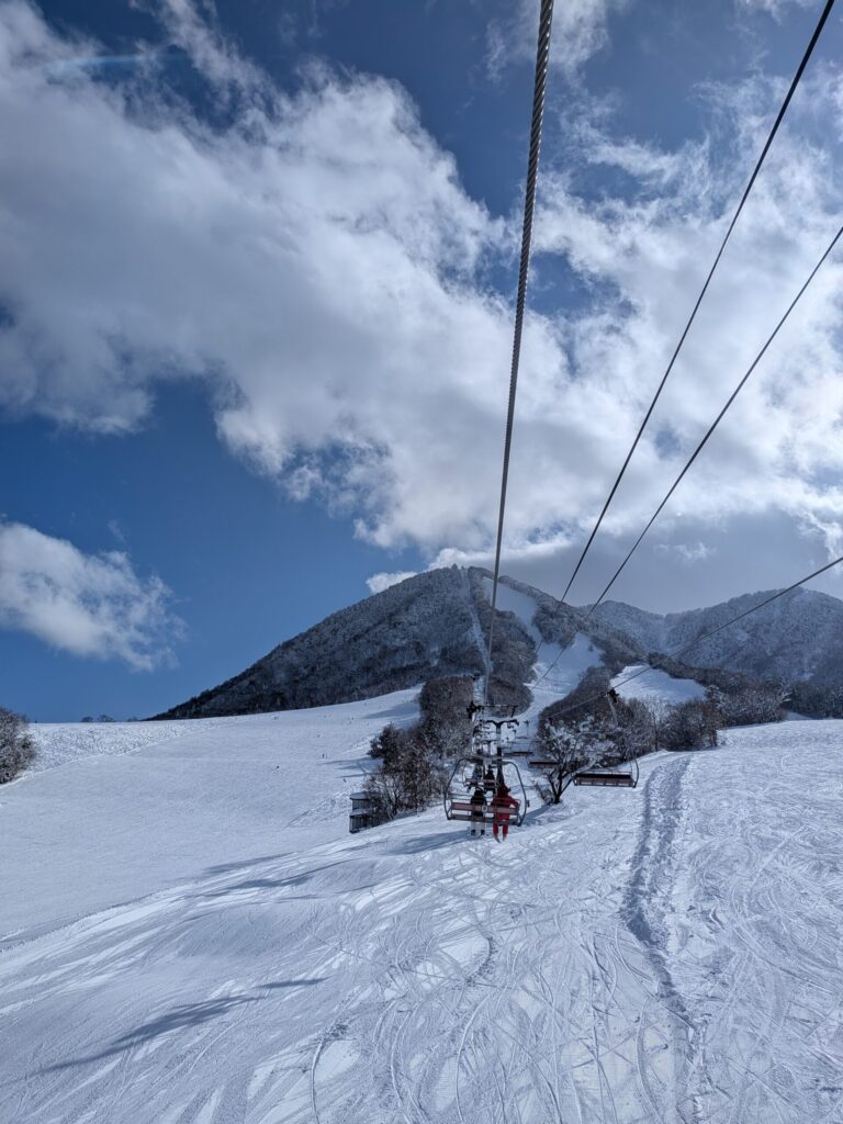 木島平スキー場 リフトからの山頂眺望（2026年2月1日）