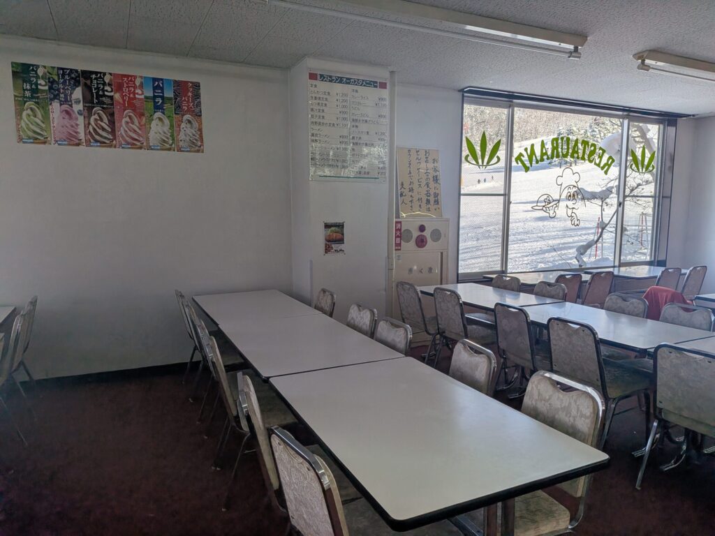 ホテルレイジャント  レストラン オーガスタ 内観3