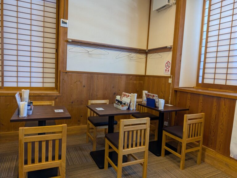 Chuka Soba Tsukemen Hajime interior